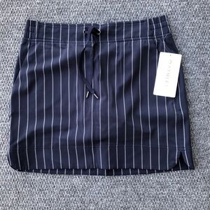 Athleta stripe midtown skort size 6